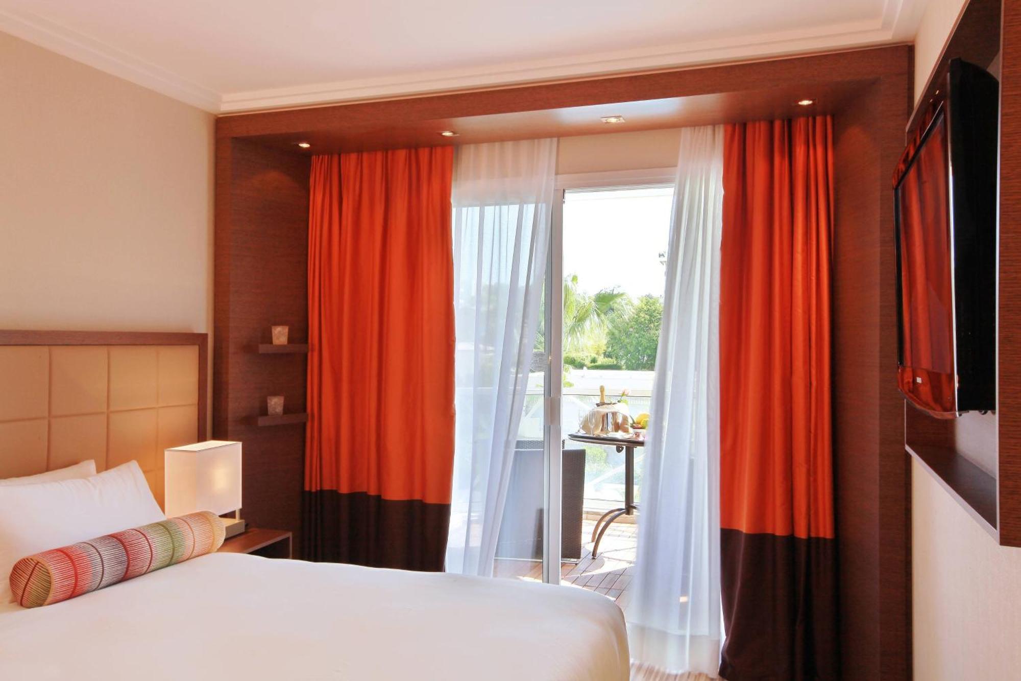 Hotel Ac By Marriott Ambassadeur Antibes - Les Pins
